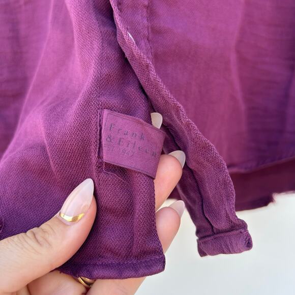 Frank & Eileen Barry Fitted Famous Denim Button Down Shirt XS Dark Purple - Picture 6 of 6